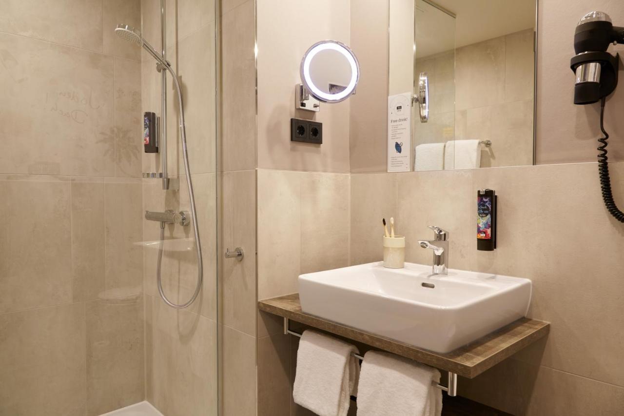 Holiday Inn - The Niu, Hub Dusseldorf Messe By Ihg Экстерьер фото